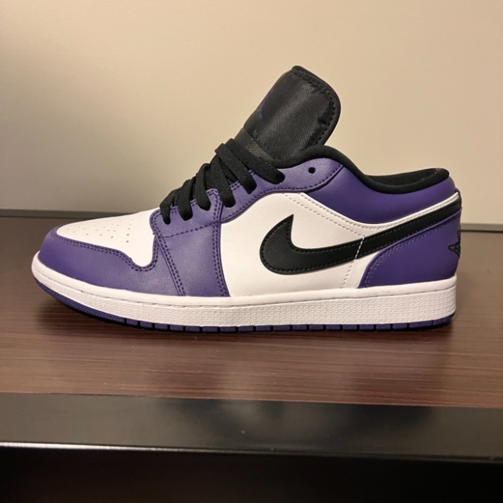 Jordan 1 Low Court Purple Size 10.5